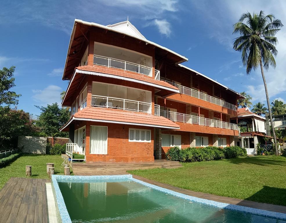 Willow Heights Athirappilly Exterior photo