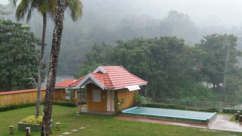 Willow Heights Athirappilly Exterior photo