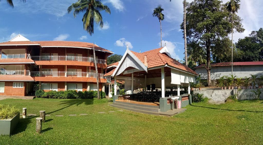 Willow Heights Athirappilly Exterior photo
