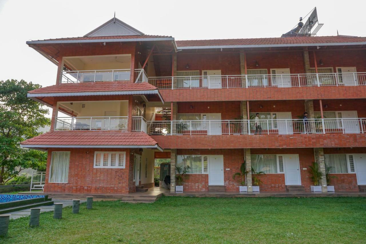 Willow Heights Athirappilly Exterior photo